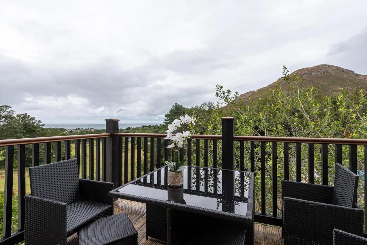Converted Chapel, Stunning Sea & Mountain Views! Penmaenmawr Екстер'єр фото